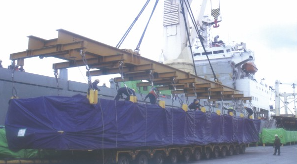 Lifting equipment for shipbuilding and  ports